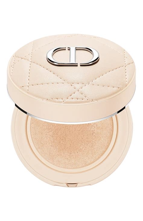 Пудра рассыпчатая Dior Forever cushion powder.